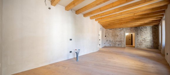 3-Zimmer Wohnung in Trento, Italy, Nr. 235133 2