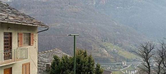 5 rooms Apartment in Perloz, Italy No. 116077 2