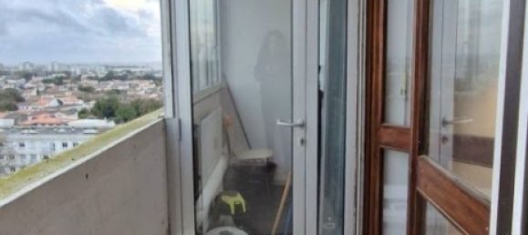 4 bedrooms Apartment in La Rochelle, France No. 99152 7