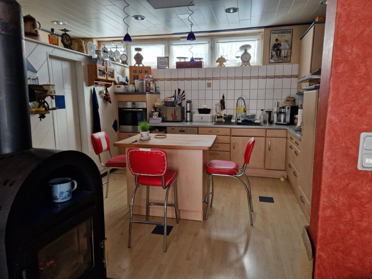 8 rooms Townhouse in Werra-Meisner, Germany No. 210872