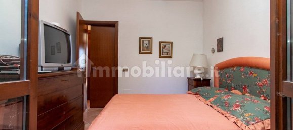 3 Schlafzimmer Haus in Alviano, Italy, Nr. 207380 14
