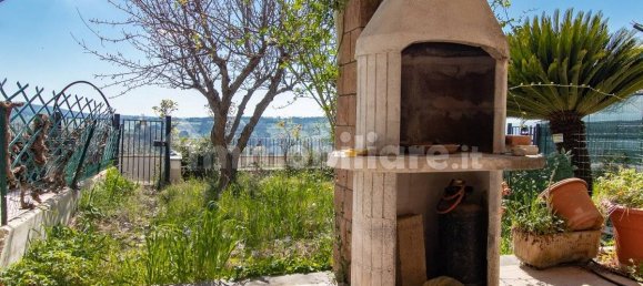 3 Schlafzimmer Haus in Alviano, Italy, Nr. 207380 19