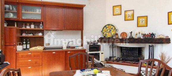 3 Schlafzimmer Haus in Alviano, Italy, Nr. 207380 5