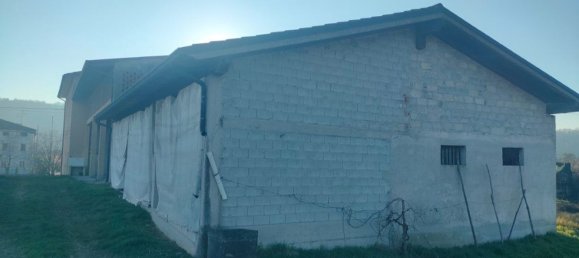 5غرفة عقار تجاري في Vicenza, Italy رقم 92362 17