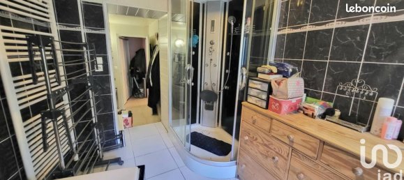 3 bedrooms House in Tourcoing, France No. 332925 8