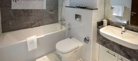 Apartamento de 2 dormitorios en Business Bay, UAE No. 33890 10