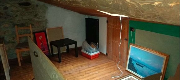 3-salle Appartement à Cuasso al Monte, Italy No. 181414 6