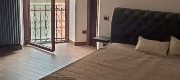 3-salle Appartement à Cuasso al Monte, Italy No. 181414 12