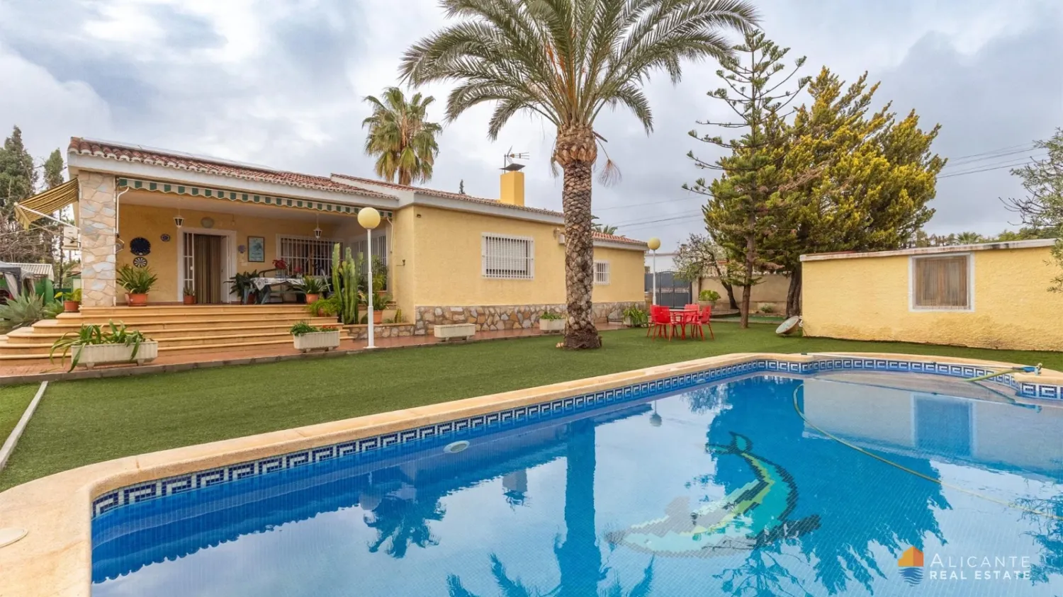 3 Schlafzimmer Villa in San Vicente del Raspeig, Spain, Nr. 20138