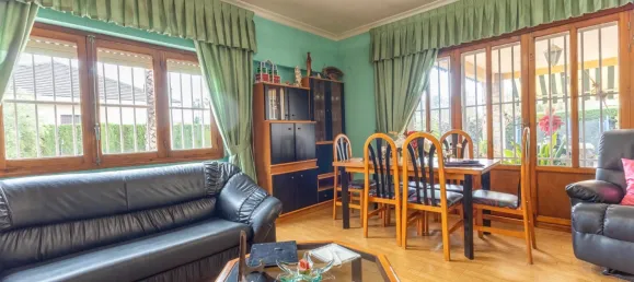 3 Schlafzimmer Villa in San Vicente del Raspeig, Spain, Nr. 20138 9