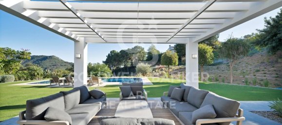 4 bedrooms Villa in Malaga, Spain No. 140763 8