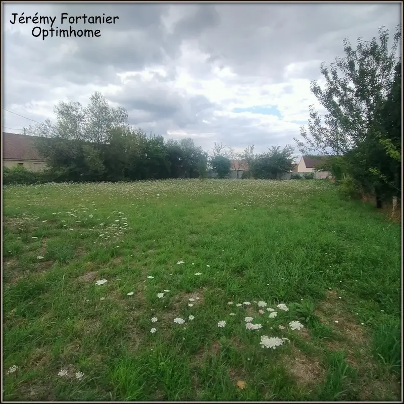 1421m² Land in Sarthe, France No. 297096