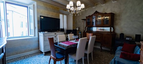 4 bedrooms House in Medole, Italy No. 343500 5