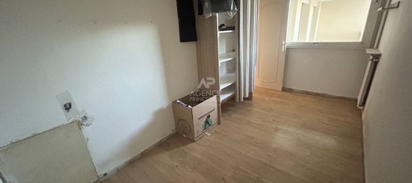 2 bedrooms Apartment in Poissy, France No. 133601 2