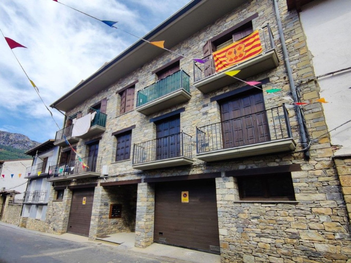 Apartamento T2 em Huesca, Spain N.º 224353