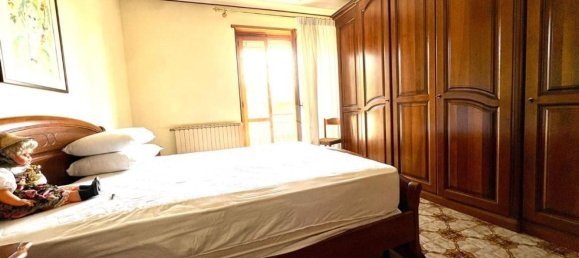 4 Schlafzimmer Wohnung in Sant'Ambrogio di Torino, Italy, Nr. 318741 8