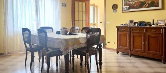 5 bedrooms House in Gorizia, Italy No. 263799 4