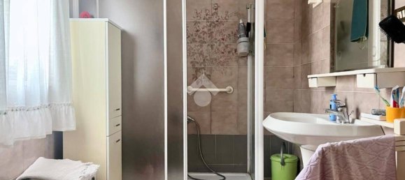 5 bedrooms House in Gorizia, Italy No. 263799 12