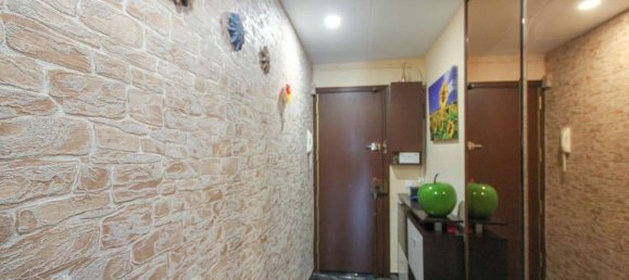 3 bedrooms Apartment in Badalona, Spain No. 158384 9