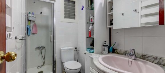 3 bedrooms Apartment in Badalona, Spain No. 158384 18