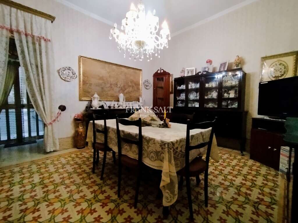 2 bedrooms Townhouse in Qormi, Malta No. 2077