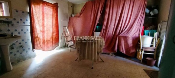 2 bedrooms Townhouse in Qormi, Malta No. 2077 24