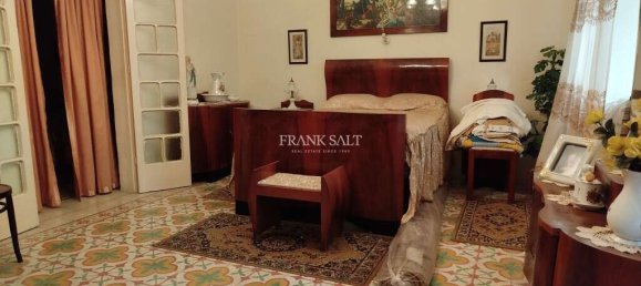 2 bedrooms Townhouse in Qormi, Malta No. 2077 7