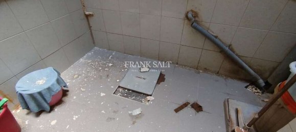 2 bedrooms Townhouse in Qormi, Malta No. 2077 10