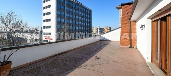 Apartamento de 8 habitaciónes en Brescia, Italy No. 311863 4