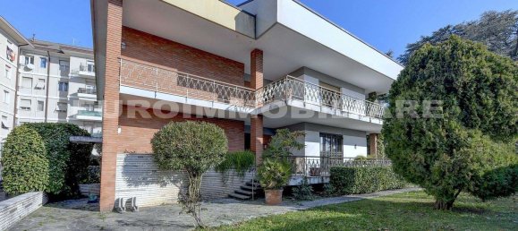 Apartamento de 8 habitaciónes en Brescia, Italy No. 311863 16