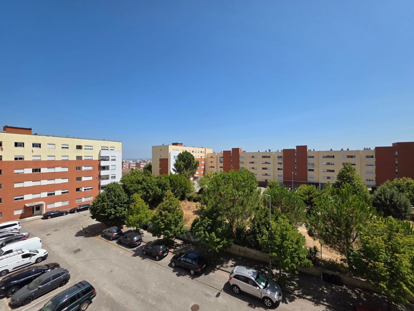 1 bedroom Apartment in Almada, Portugal No. 247570