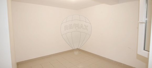 5 bedrooms House in Colombes, France No. 318579 18