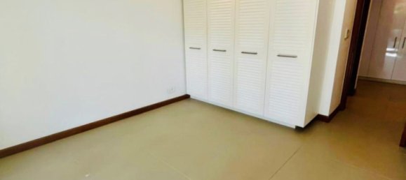 4 bedrooms Apartment in Roches Noires, Mauritius No. 249 5