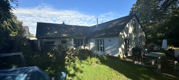 3 bedrooms House in Saint-Etienne-de-Chigny, France No. 158939 3