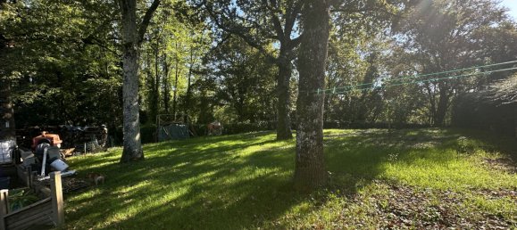 3 bedrooms House in Saint-Etienne-de-Chigny, France No. 158939 2