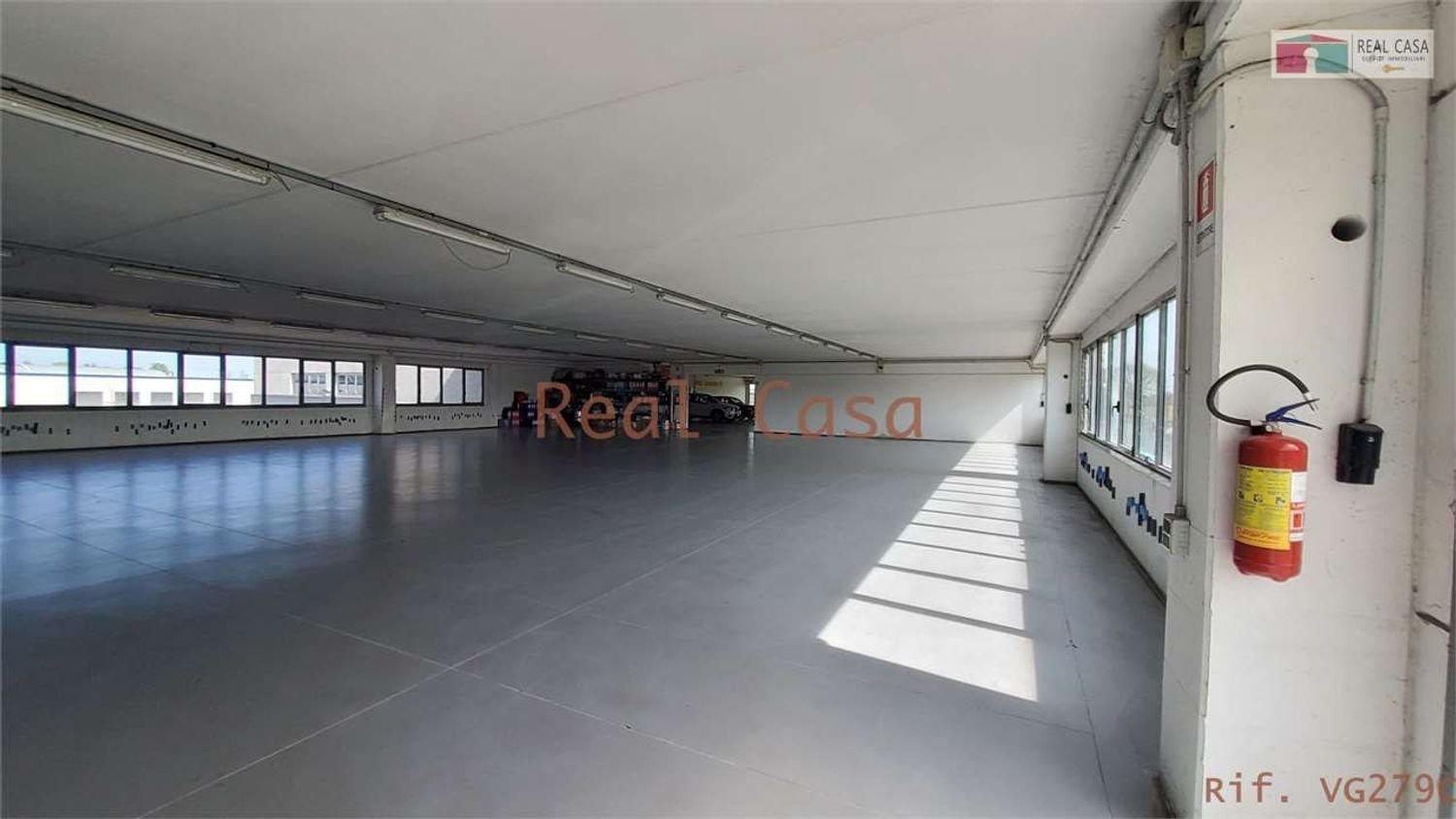 4980m² Warehouse in Modena, Italy No. 229626