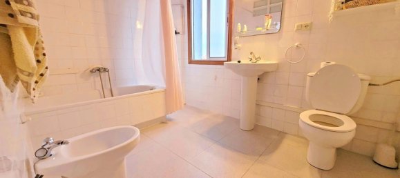 676m² Land in A Coruna, Spain No. 42047 19