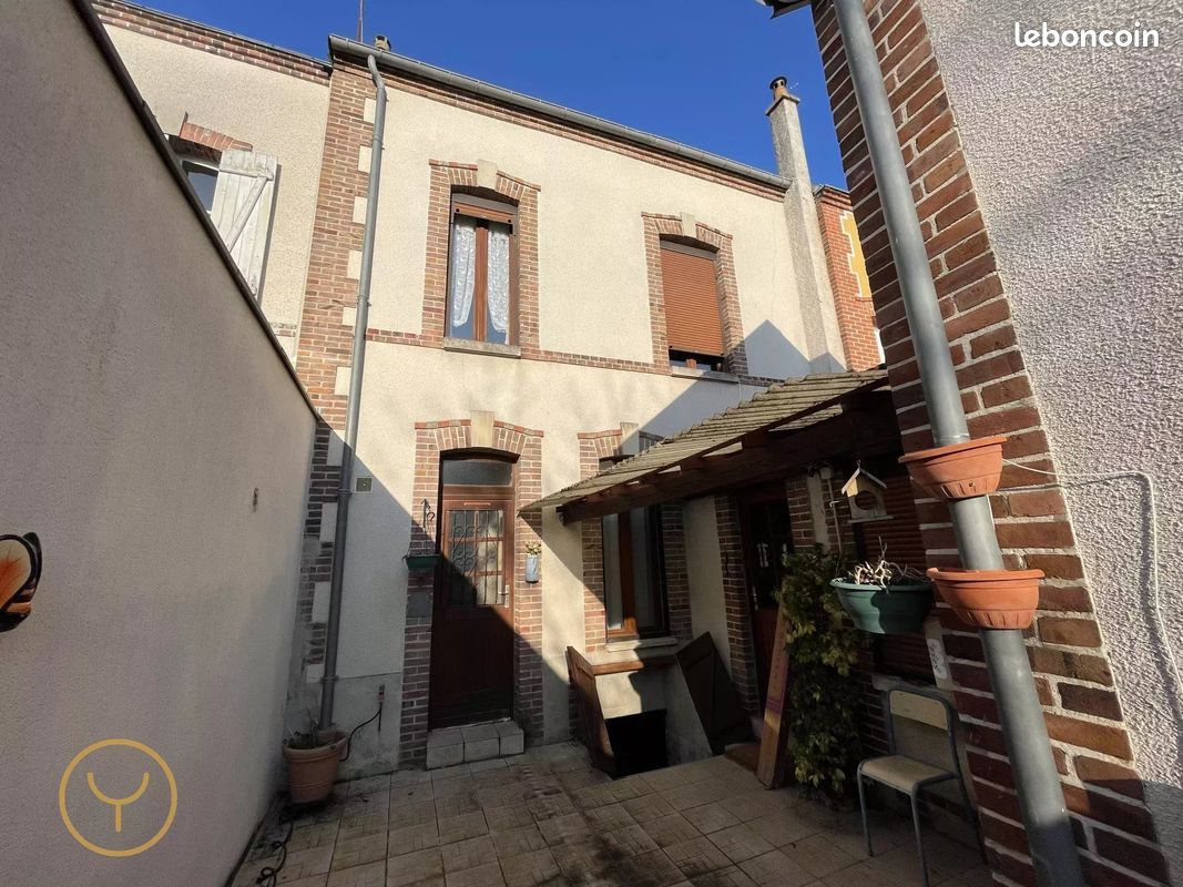 5 Schlafzimmer Haus in Romilly-sur-Seine, France, Nr. 90429