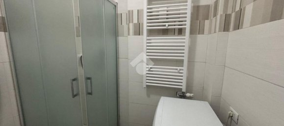 2-salle Appartement à Novara, Italy No. 214520 21