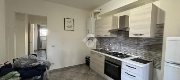 2-salle Appartement à Novara, Italy No. 214520 6