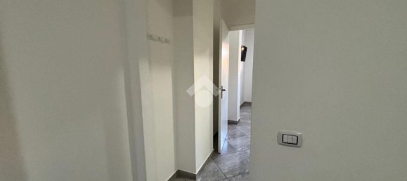 2-salle Appartement à Novara, Italy No. 214520 10