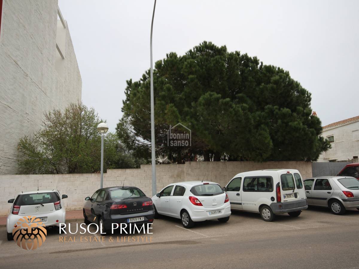 Grundstück in Mahon, Spain 586m², Nr. 2052