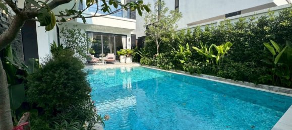 4 bedrooms House for sale in Pattaya, Chonburi, Eastern Thailand, Thailand № 58768 3