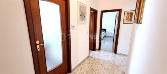 Apartamento de 4 habitaciónes en Adelfia, Italy No. 234169 31