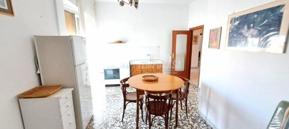 Apartamento de 4 habitaciónes en Adelfia, Italy No. 234169 13