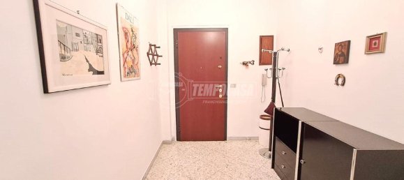 Apartamento de 4 habitaciónes en Adelfia, Italy No. 234169 4