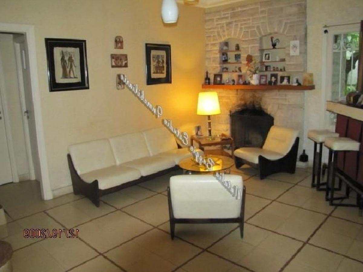 3 bedrooms House in Mar del Plata, Argentina No. 75708