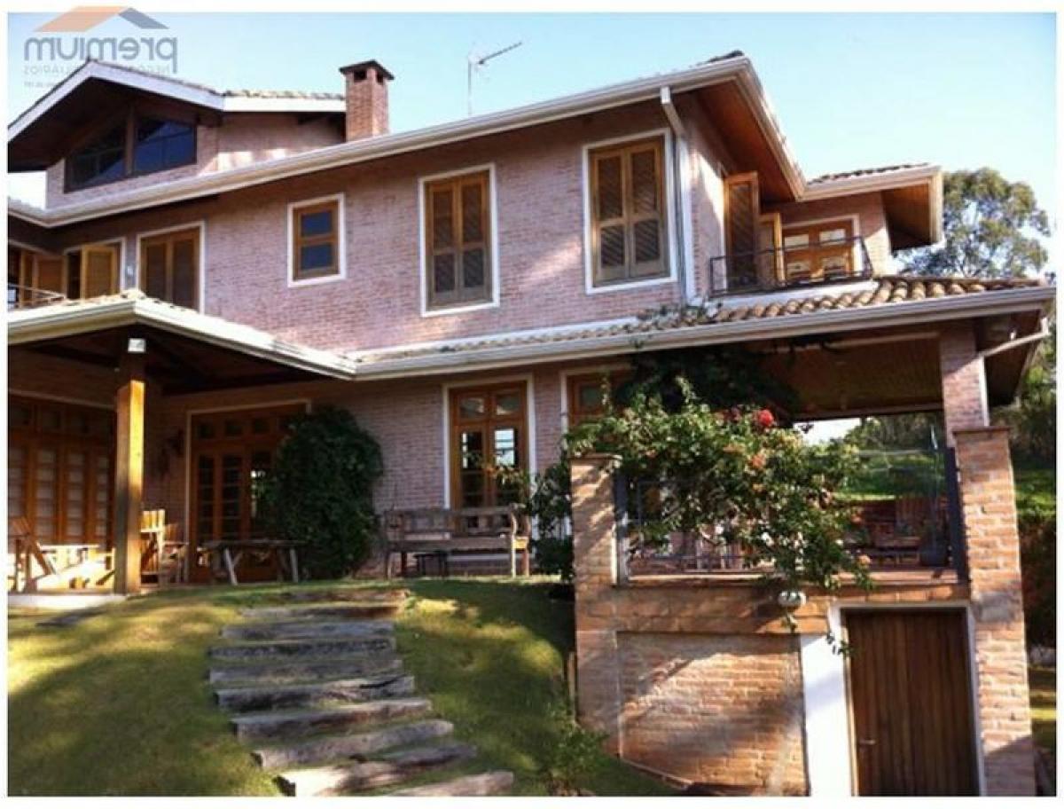 Дом с 4 спальнями в Сан-Паулу, Бразилия № 493006