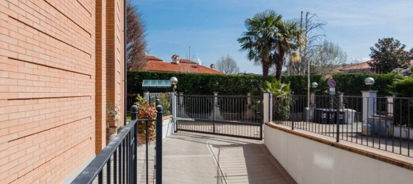 Apartamento de 2 dormitorios en Rivoli, Italy No. 264123 41