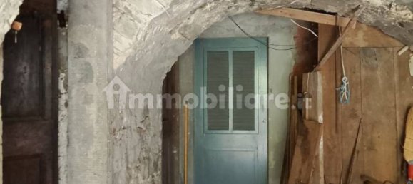 3 bedrooms House in Zeri, Italy No. 277165 7